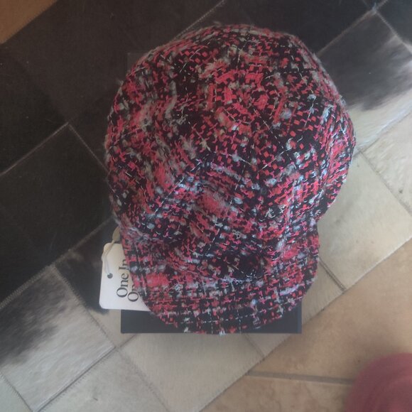CHANEL tweed hat OS New - Picture 1 of 3